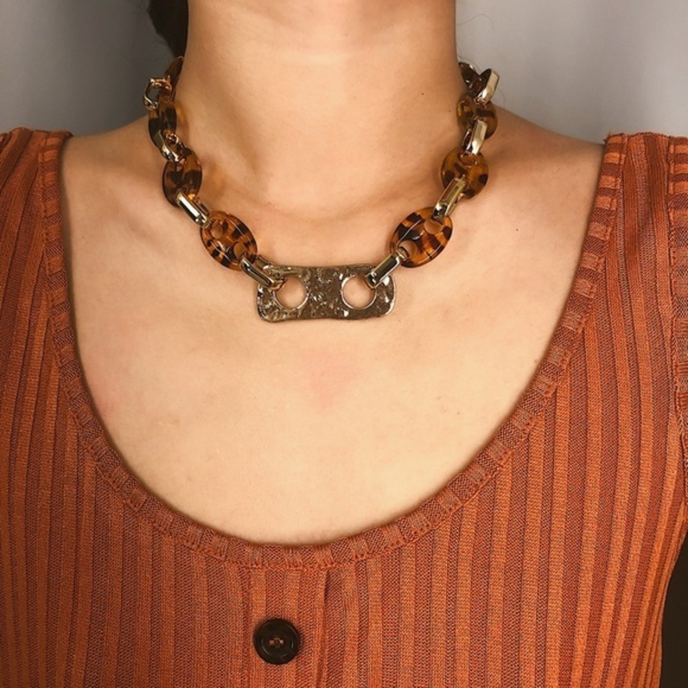 Avila link necklace